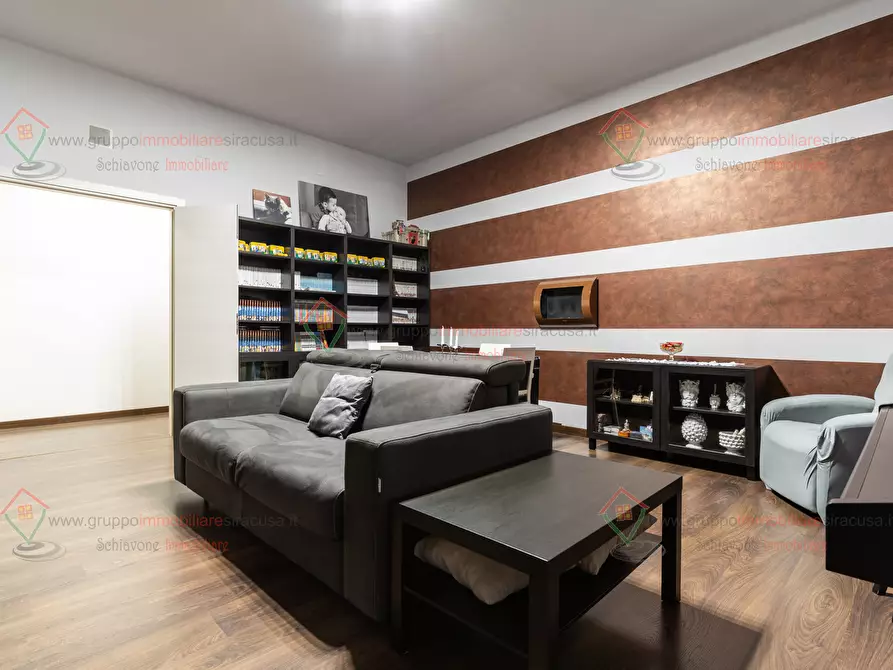 Immagine 10 di Pentalocale in vendita  a Siracusa