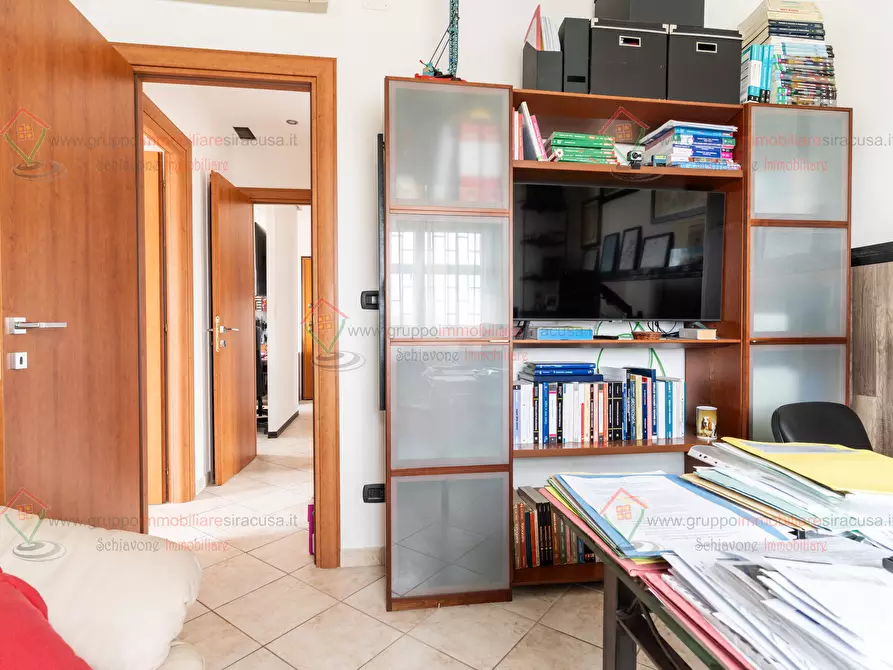Immagine 12 di Trilocale in vendita  a Siracusa
