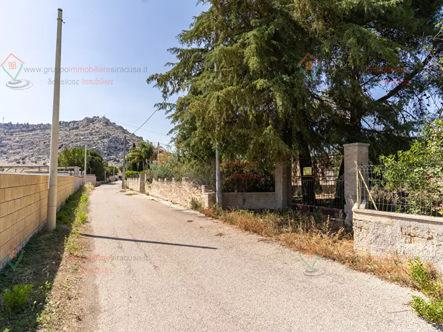 Immagine 13 di Rustico / casale in vendita  a Priolo Gargallo