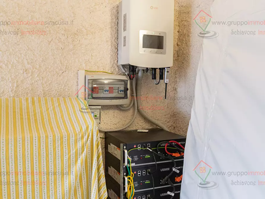 Immagine 37 di Trilocale in vendita  a Siracusa