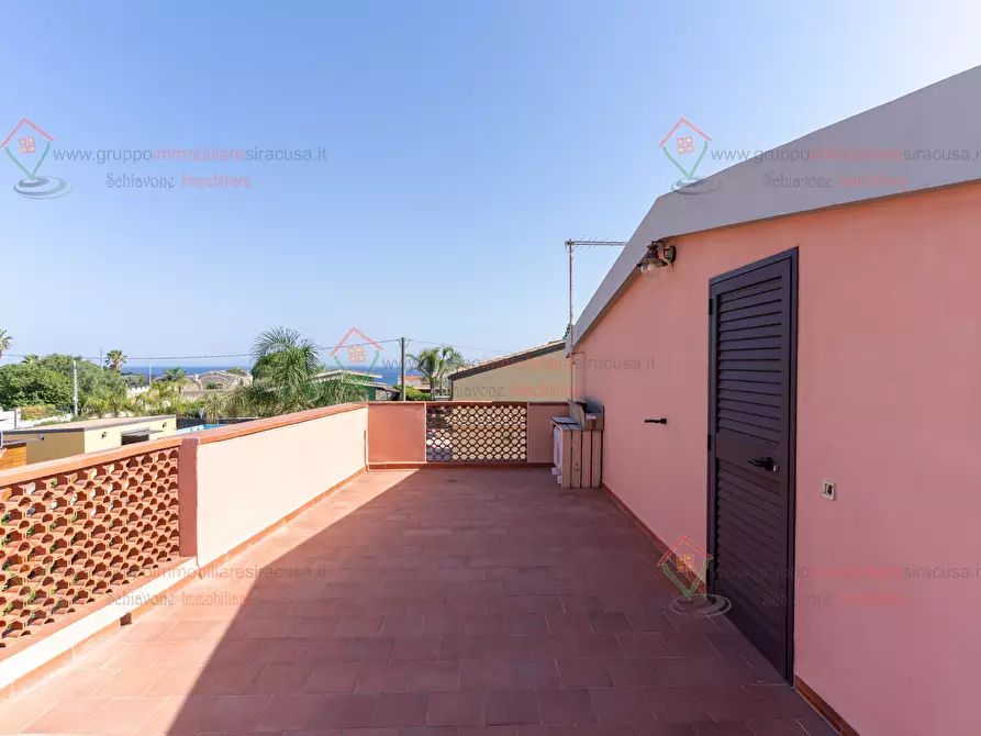Immagine 23 di Villa in vendita  a Siracusa