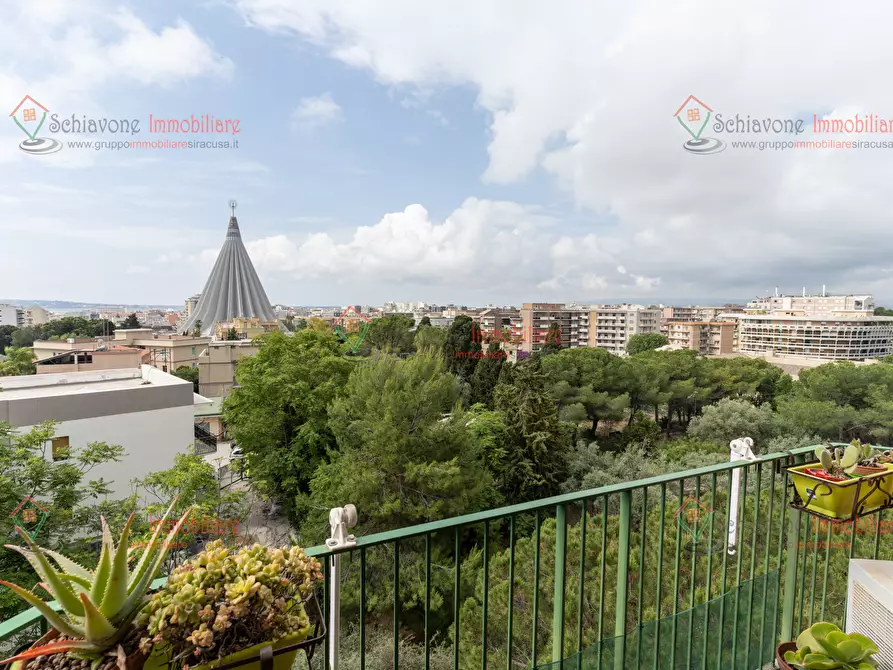 Immagine 23 di Appartamento in vendita  a Siracusa