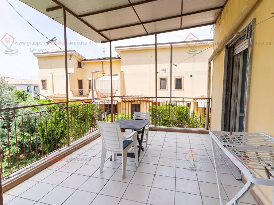 Immagine 15 di Trilocale in vendita  a Siracusa