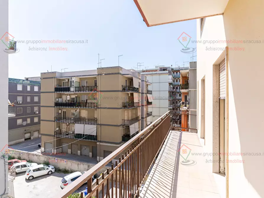 Immagine 22 di Pentalocale in vendita  a Siracusa