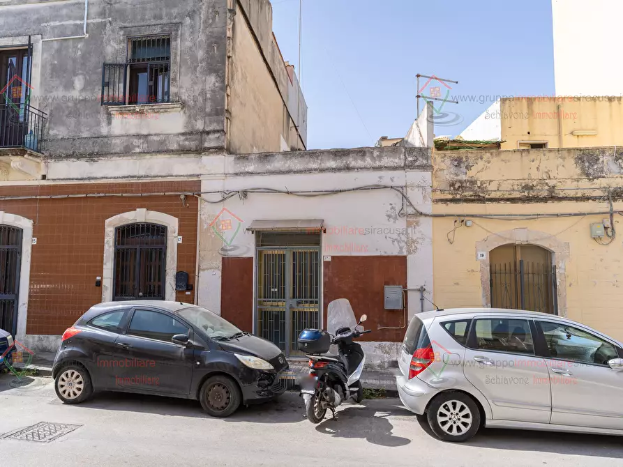 Immagine 1 di Casa indipendente in vendita  a Siracusa