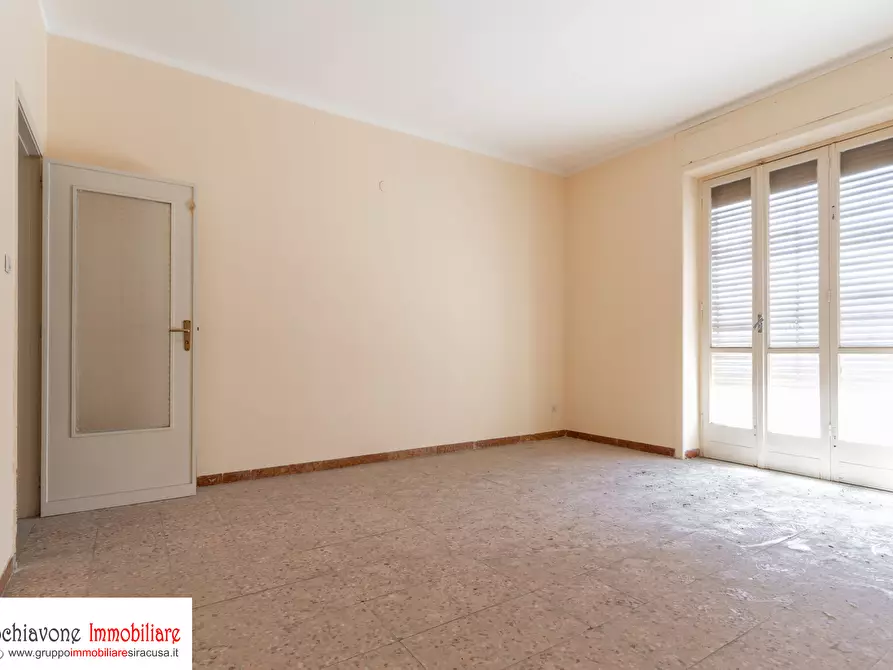 Immagine 16 di Quadrilocale in vendita  a Siracusa