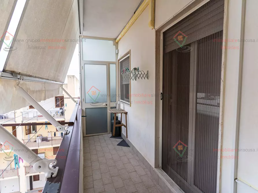 Immagine 21 di Trilocale in vendita  a Siracusa