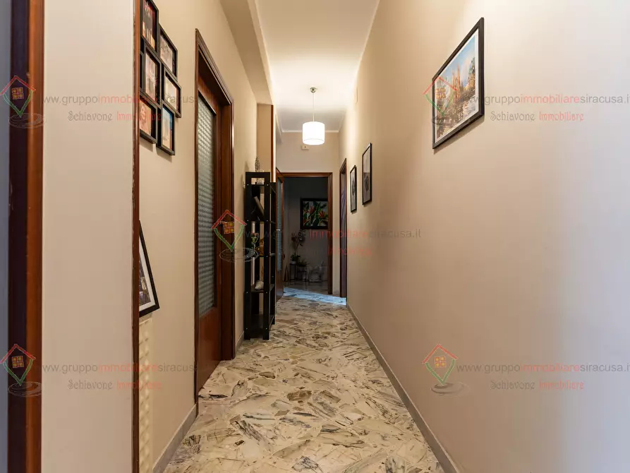 Immagine 17 di Pentalocale in vendita  a Siracusa