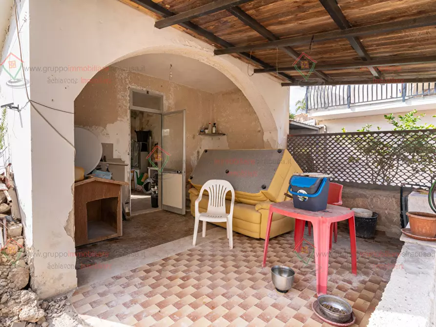 Immagine 16 di Casa indipendente in vendita  a Siracusa