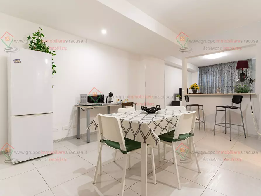Immagine 6 di Trilocale in affitto  a Siracusa