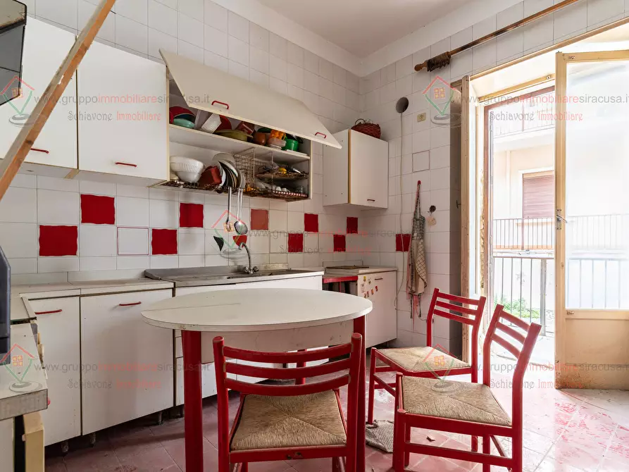 Immagine 9 di Pentalocale in vendita  a Siracusa