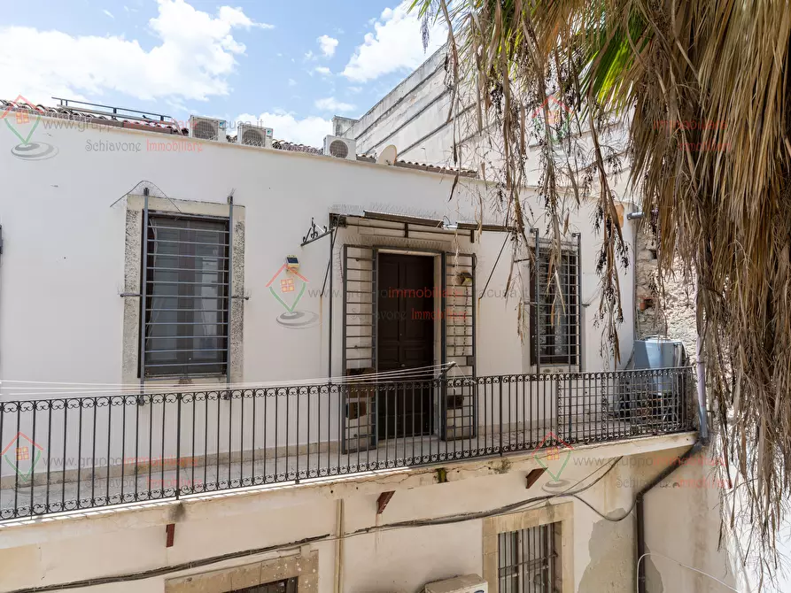 Immagine 27 di Appartamento in vendita  a Siracusa