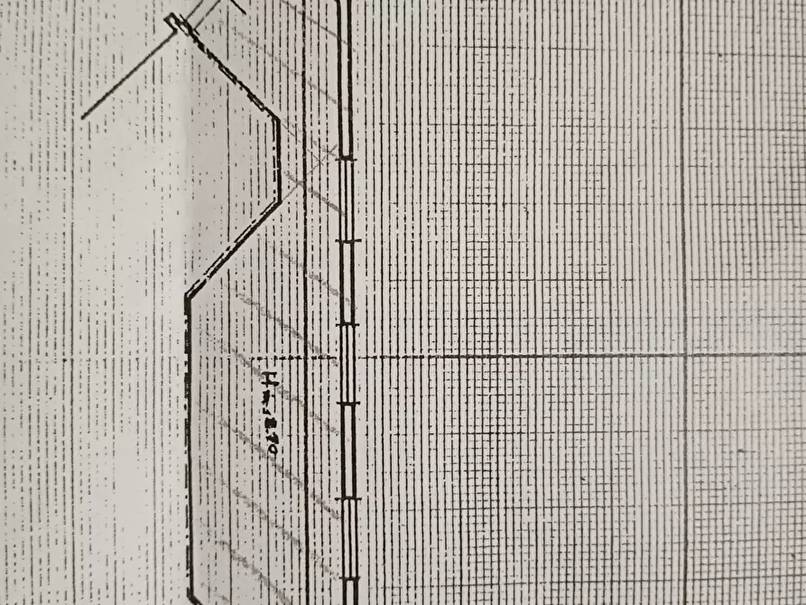 Immagine 4 di Magazzino in vendita  a Siracusa