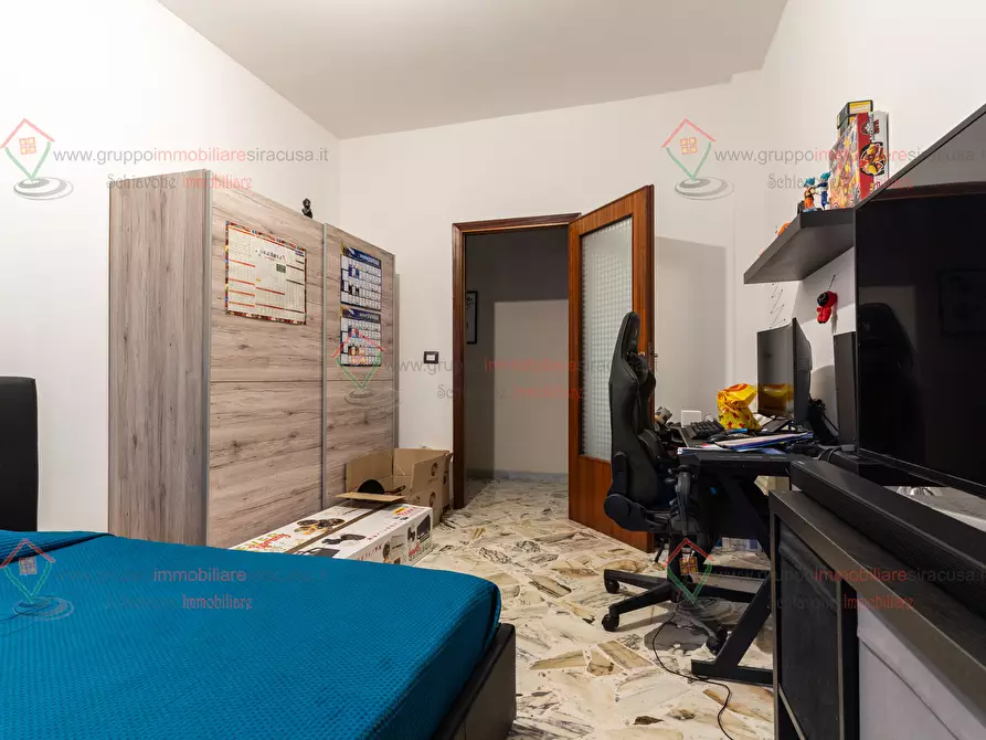 Immagine 11 di Pentalocale in vendita  a Siracusa