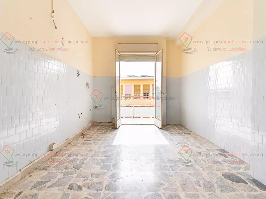 Immagine 3 di Appartamento in vendita  a Siracusa