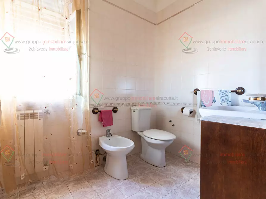 Immagine 8 di Quadrilocale in vendita  a Siracusa