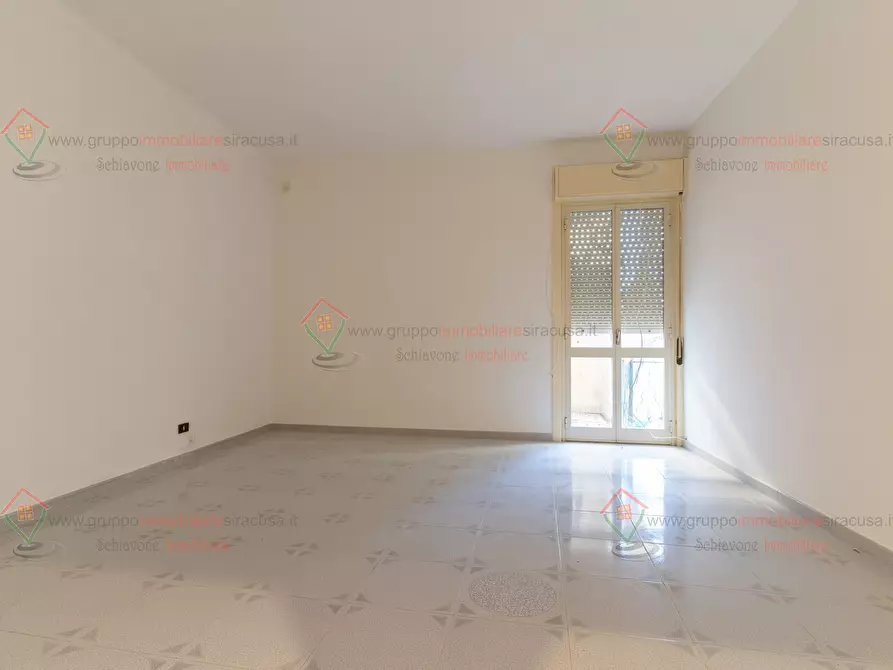 Immagine 8 di Attico in vendita  a Floridia