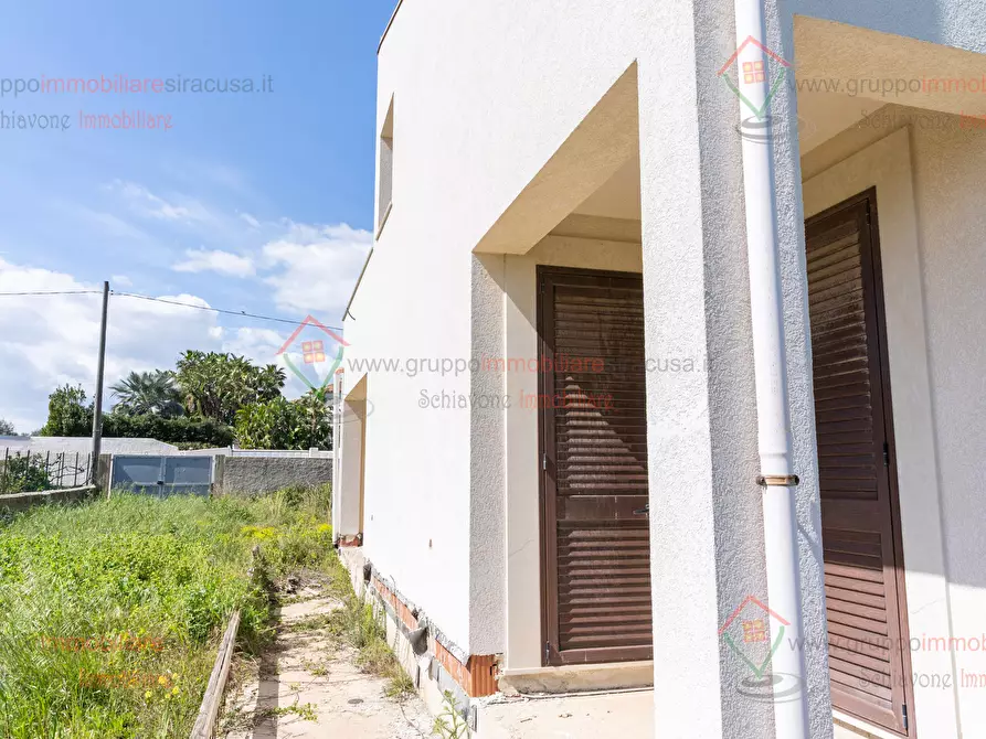 Immagine 7 di Casa bifamiliare in vendita  a Siracusa