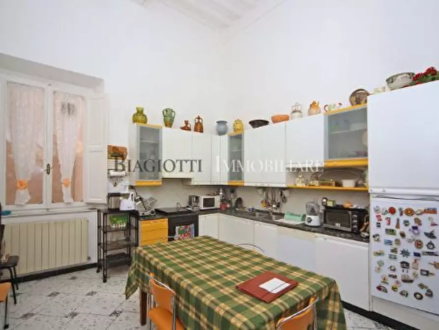 Immagine 5 di Pentalocale in vendita  in via del fante a Livorno