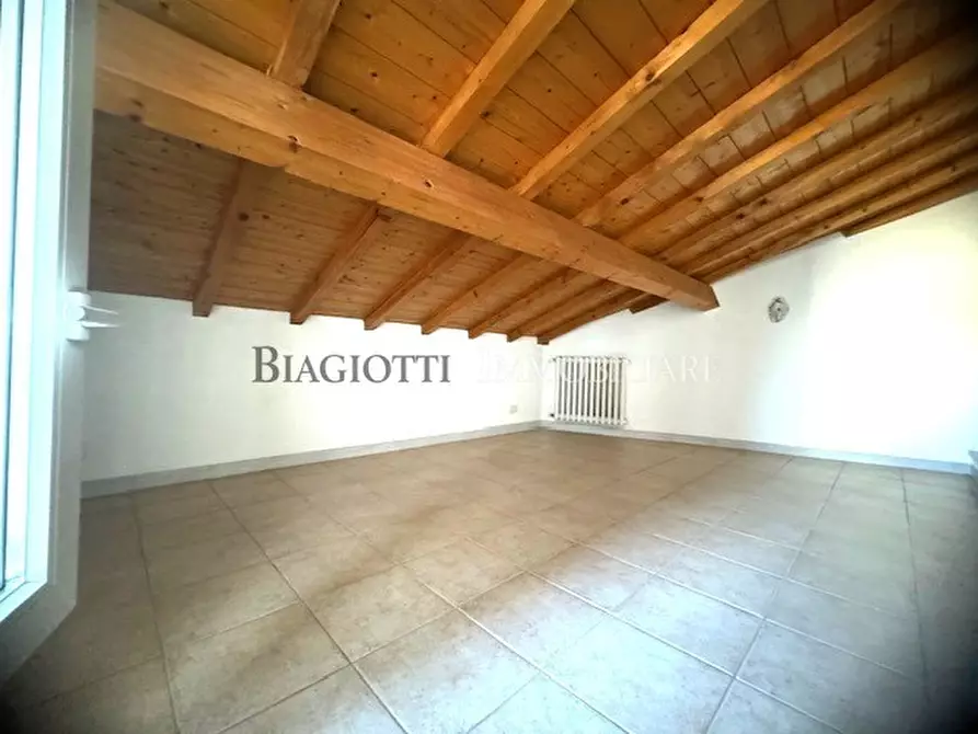 Immagine 73 di Casa semindipendente in vendita  a Livorno