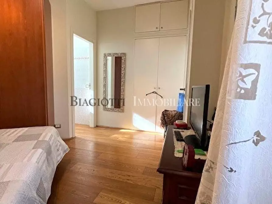 Immagine 35 di Attico in vendita  a Livorno