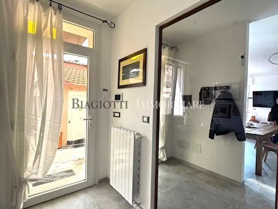 Immagine 23 di Casa indipendente in vendita  a Livorno