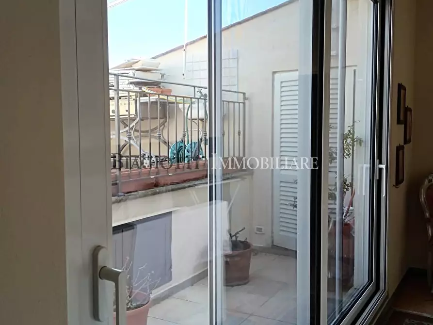 Immagine 15 di Attico in vendita  a Livorno