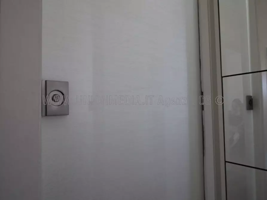 Immagine 4 di Appartamento in vendita  a Vezzano Ligure