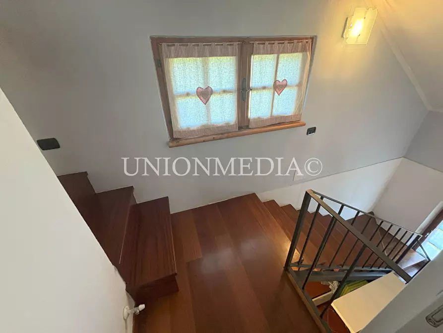 Immagine 29 di Villa in vendita  in Viale Vittorio Alfieri a Fosdinovo