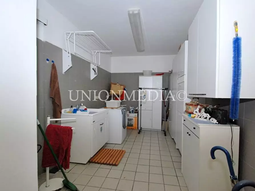 Immagine 76 di Villa in vendita  in Via cappuccini a Sarzana