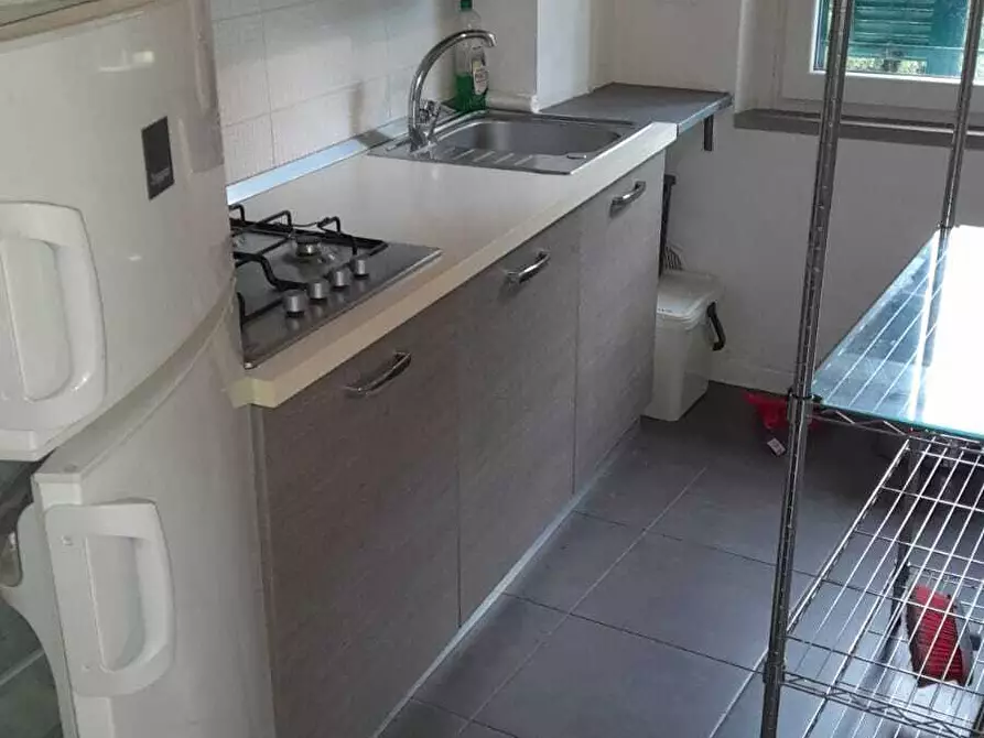 Immagine 3 di Appartamento in affitto  a Sarzana