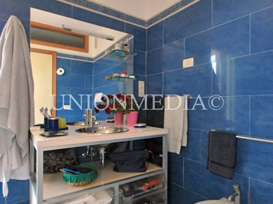 Immagine 54 di Villa in vendita  in Via cappuccini a Sarzana