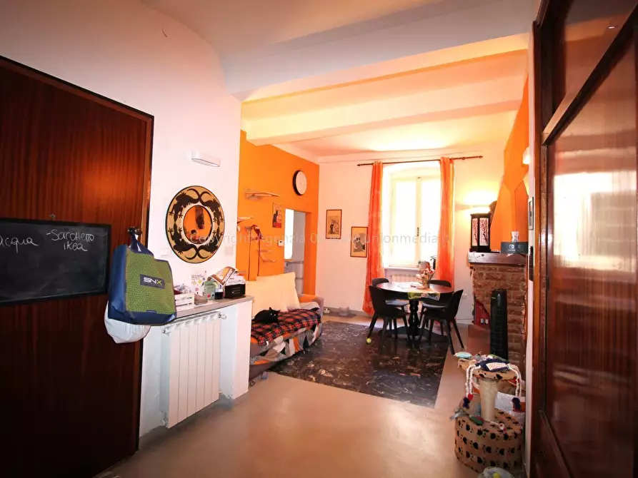 Immagine 31 di Appartamento in vendita  a Sarzana
