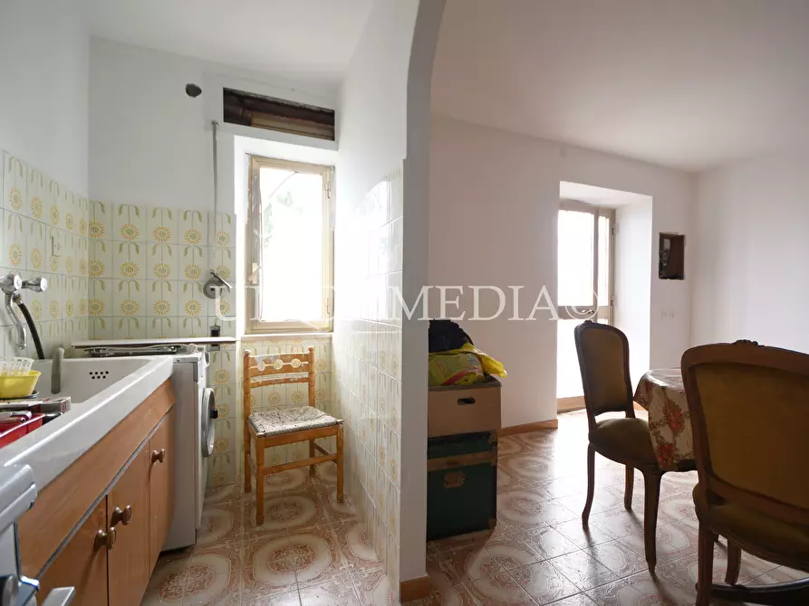 Immagine 9 di Appartamento in vendita  in tendola a Fosdinovo