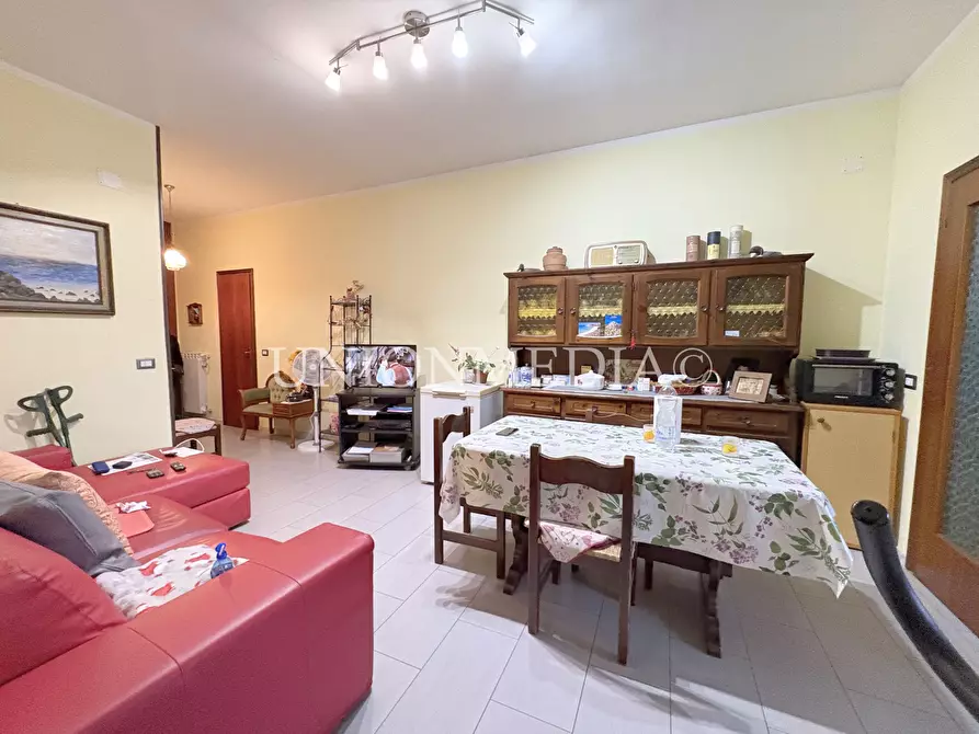 Immagine 1 di Appartamento in vendita  in Via Piero Gobetti a Ortonovo