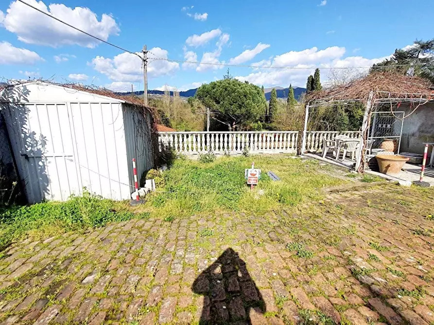 Immagine 7 di Casa bifamiliare in vendita  in Via SARZANELLO a Sarzana