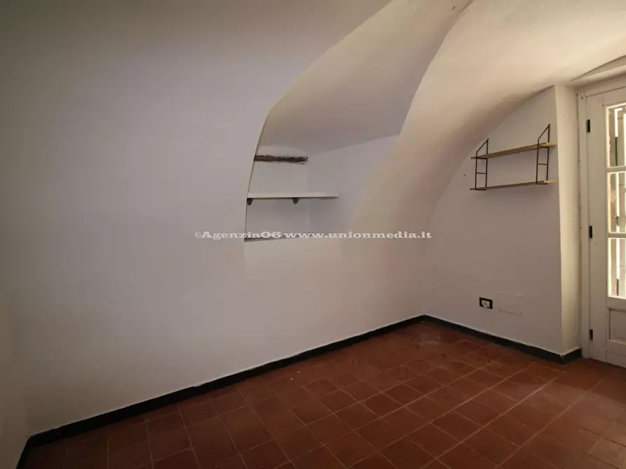 Immagine 21 di Casa semindipendente in vendita  a Sarzana