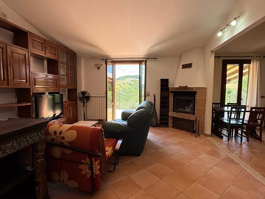 Immagine 13 di Villetta a schiera in vendita  in Via Gorolo 63 a Borghi