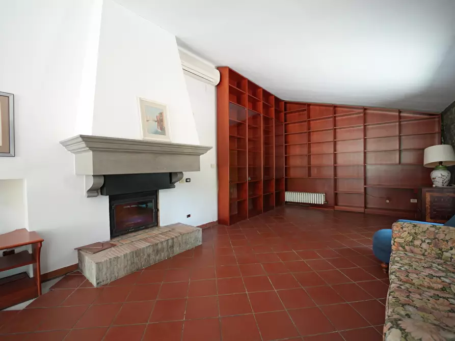 Immagine 35 di Villa in vendita  in Via Molino Ronci 8 a Rimini