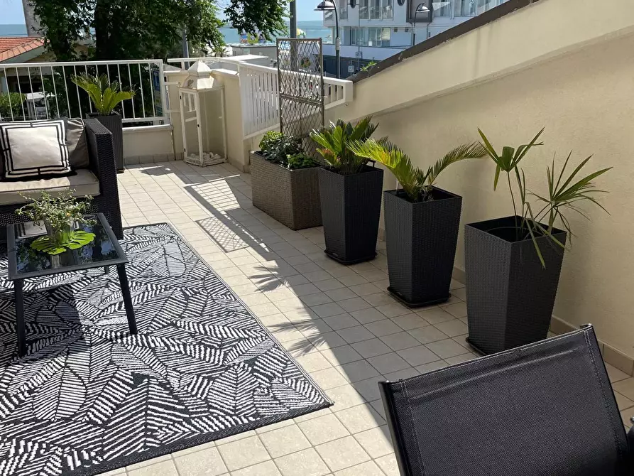 Immagine 13 di Quadrilocale in vendita  in Viale D'Annunzio 183/a a Riccione