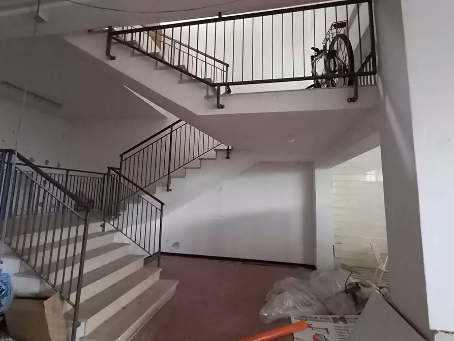 Immagine 9 di Attività commerciale in affitto  in Via Ausa 46 a Rimini