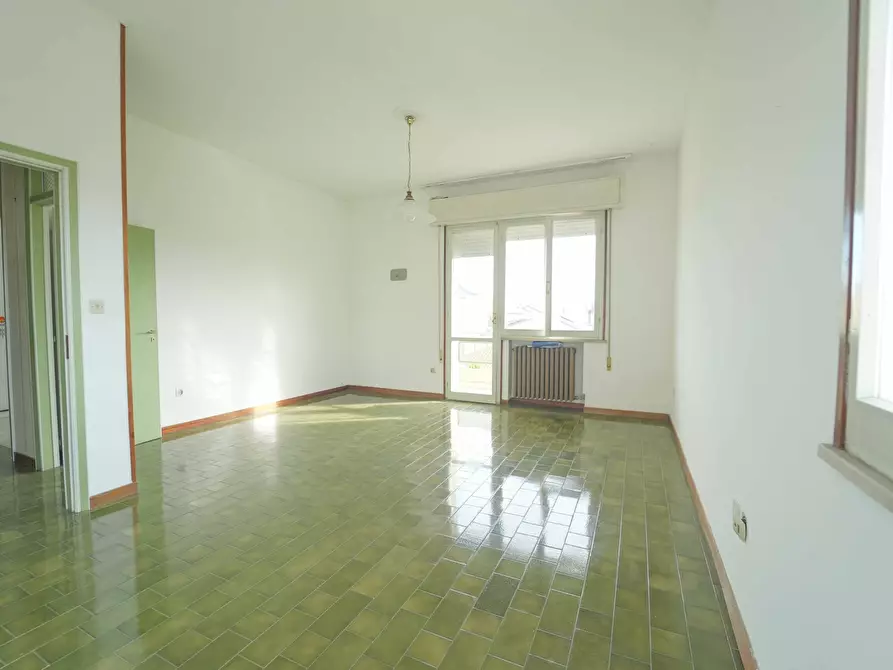 Immagine 1 di Quadrilocale in vendita  in Via Giovanni Ruffini 9 a Rimini