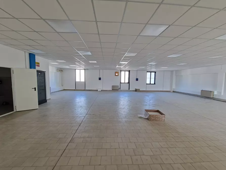 Immagine 14 di Attività artigianale in vendita  in Via della Liberazione a San Mauro Pascoli