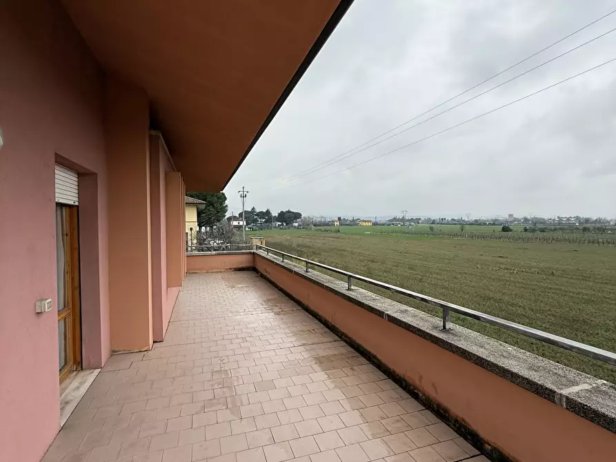 Immagine 34 di Pentalocale in vendita  in Via Busca 115 a Santarcangelo Di Romagna