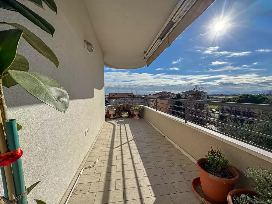 Immagine 27 di Trilocale in vendita  in VIA MARVELLI 7 a Rimini