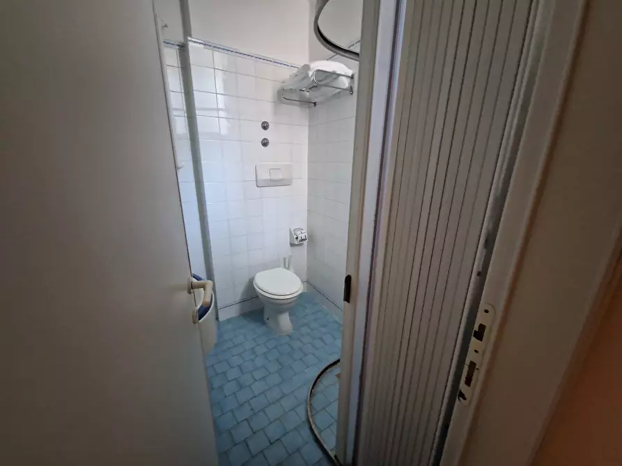 Immagine 12 di Albergo/B&B/Residence in vendita  in Viale Regina Margherita 27b a Rimini
