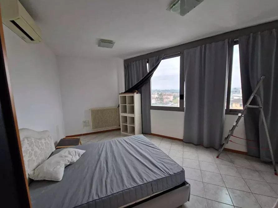 Immagine 10 di Ufficio in vendita  in Via Marecchiese 152 a Rimini