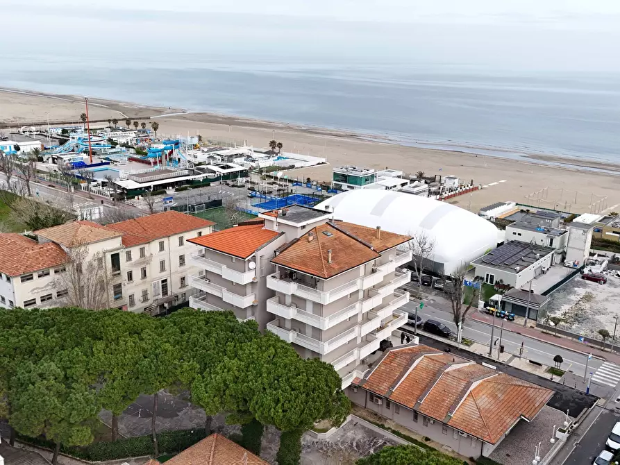 Immagine 30 di Quadrilocale in vendita  in Viale D'Annunzio 183/a a Riccione