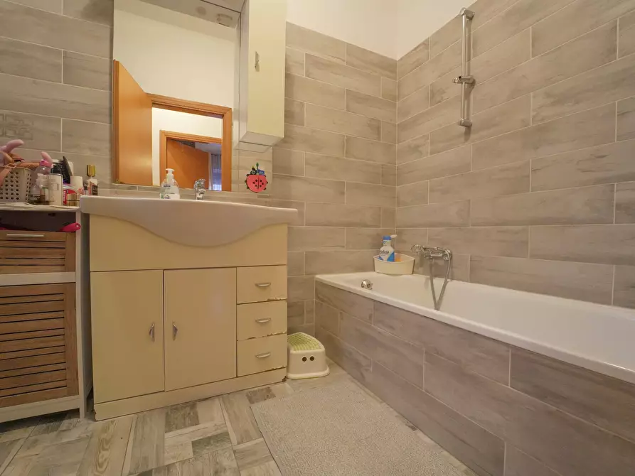 Immagine 11 di Quadrilocale in vendita  in Via Monti 5 a Gambettola