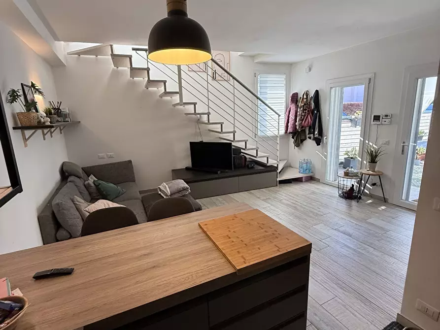 Immagine 37 di Villetta a schiera in vendita  in Via Vecchia Marecchia 199 a Santarcangelo Di Romagna